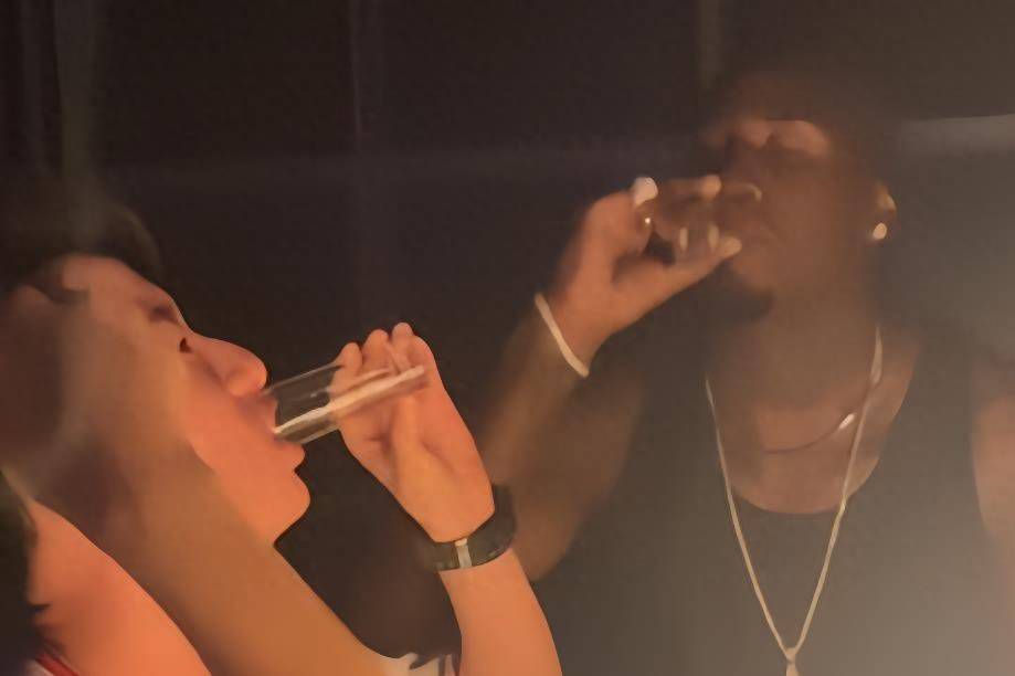 性一交一乱一视频免费观看